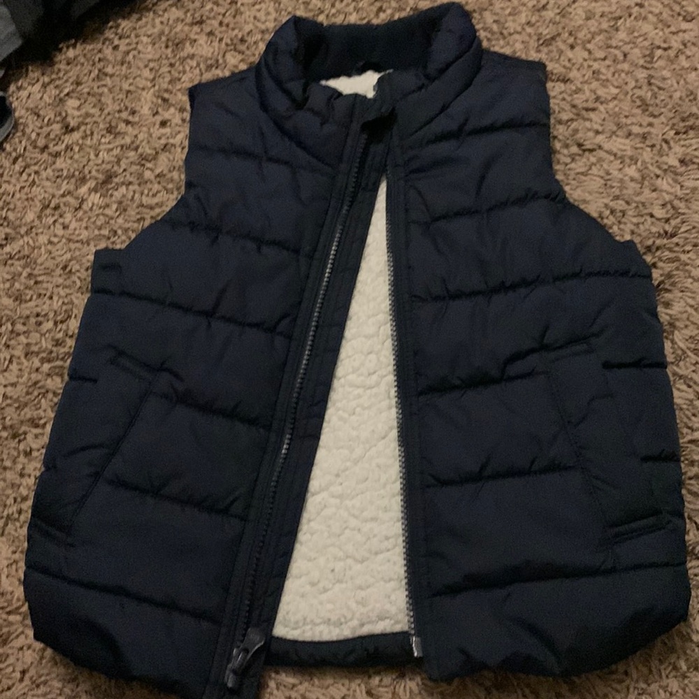 Gap Heavy fleeced line vest